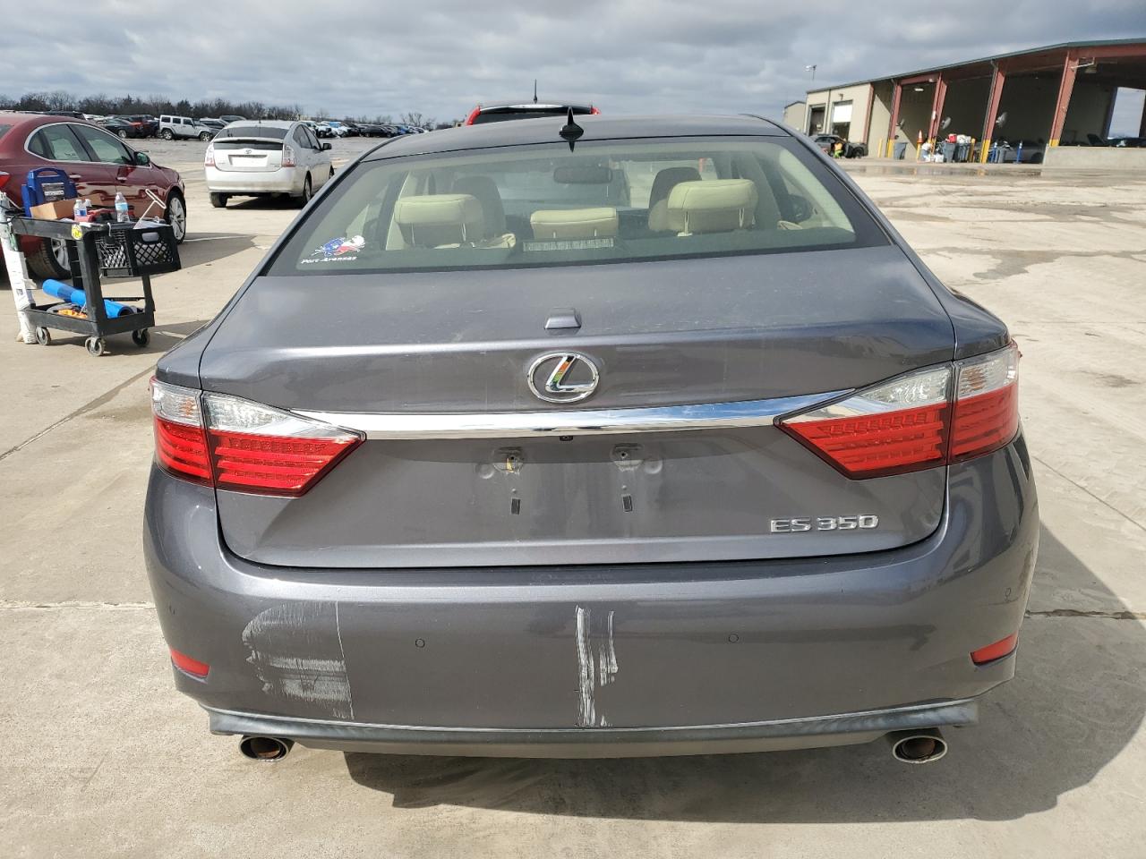 2013 Lexus ES - Image 6