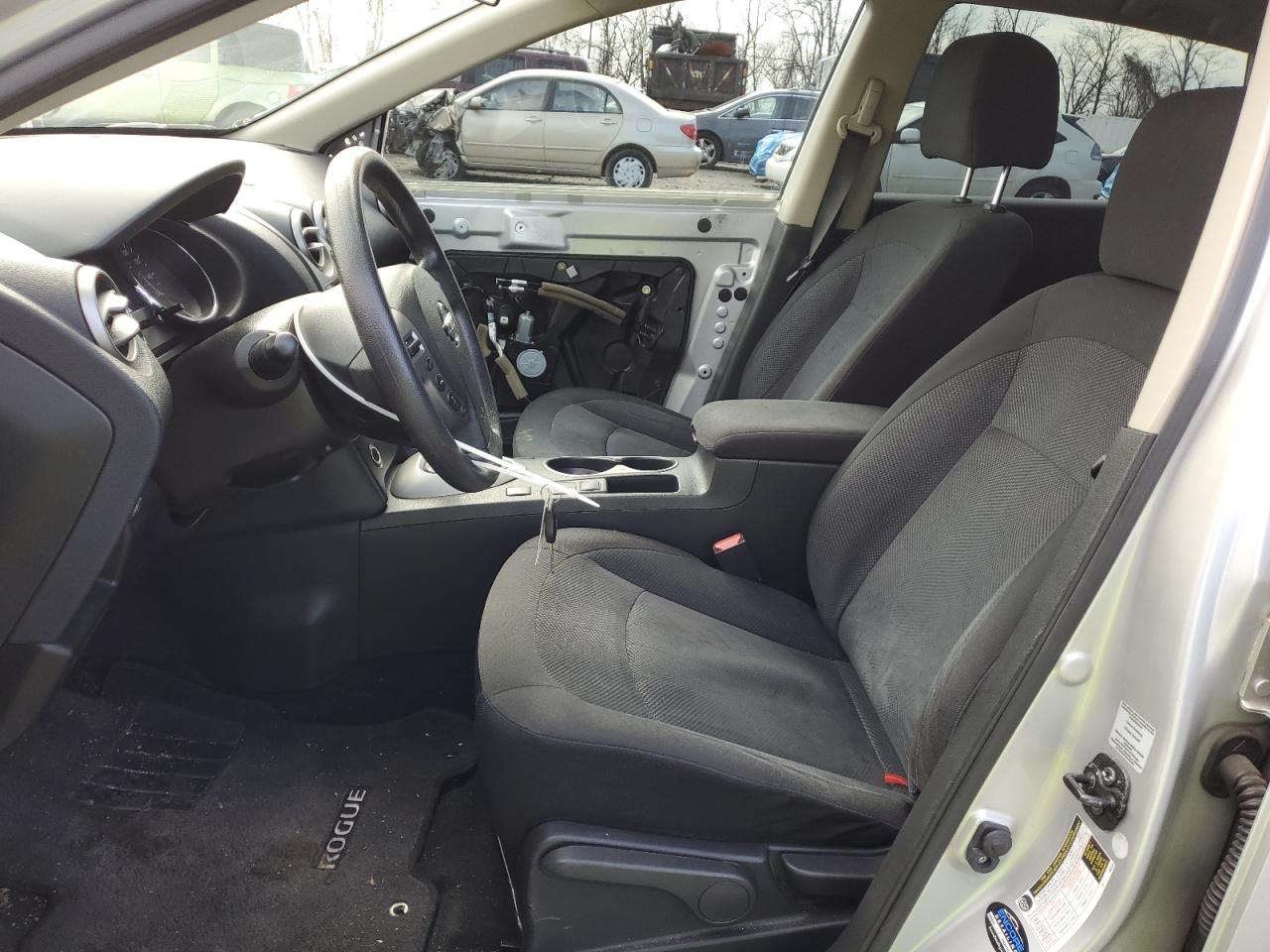 2014 Nissan Rogue - Image 7