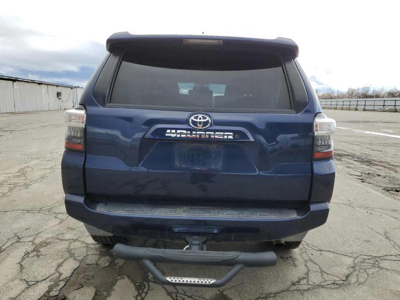 2016 Toyota 4Runner - Image 6