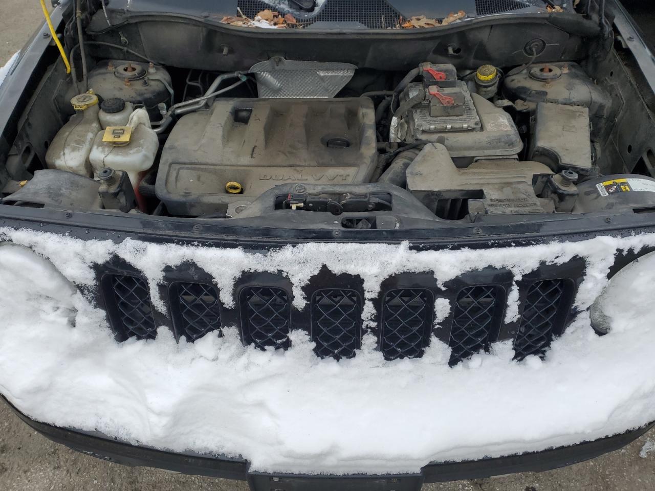 2015 Jeep Liberty (Patriot) - Image 12