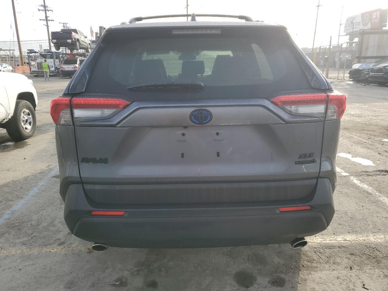 2022 Toyota RAV 4 - Image 6