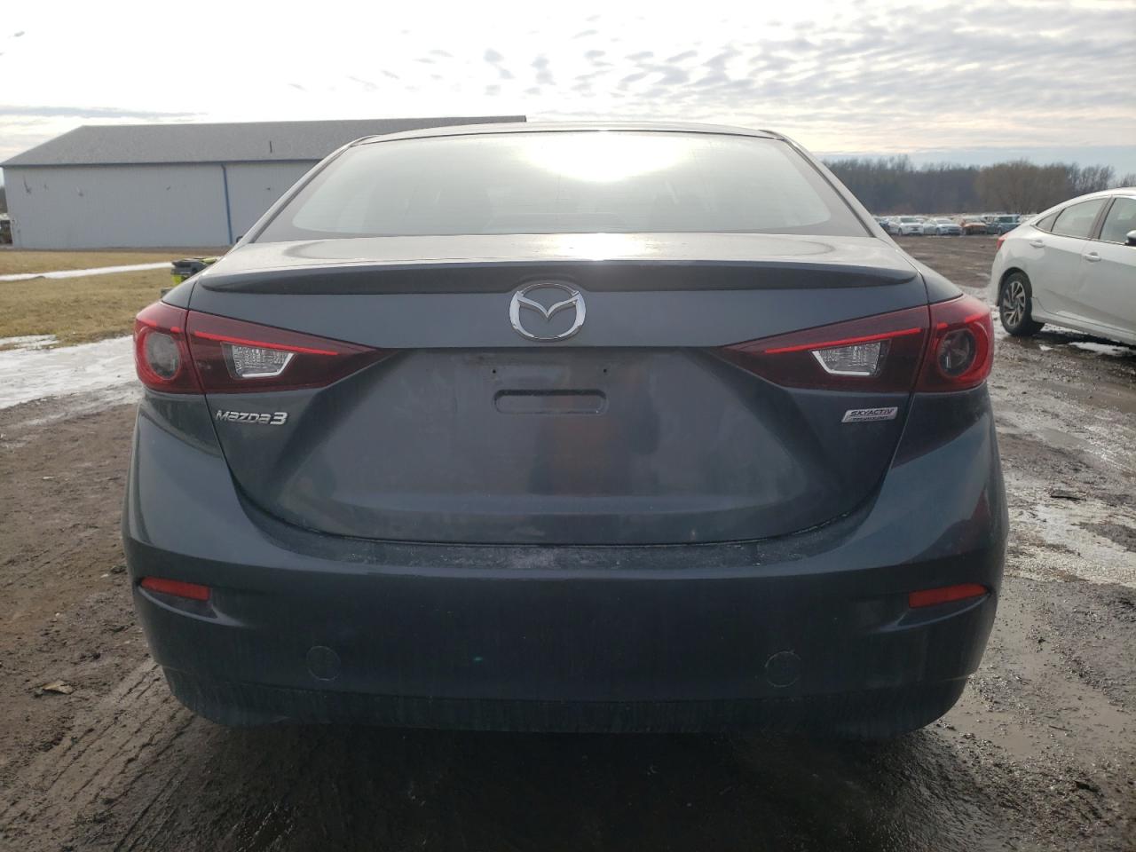 2015 Mazda 3 - Image 6