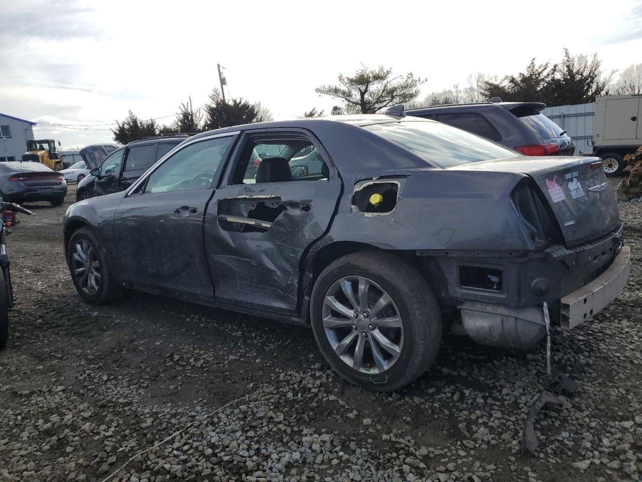 2015 Chrysler 300 - Image 2