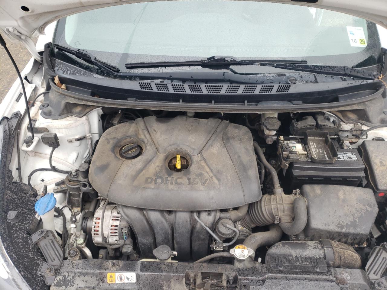 2015 Hyundai Elantra - Image 11