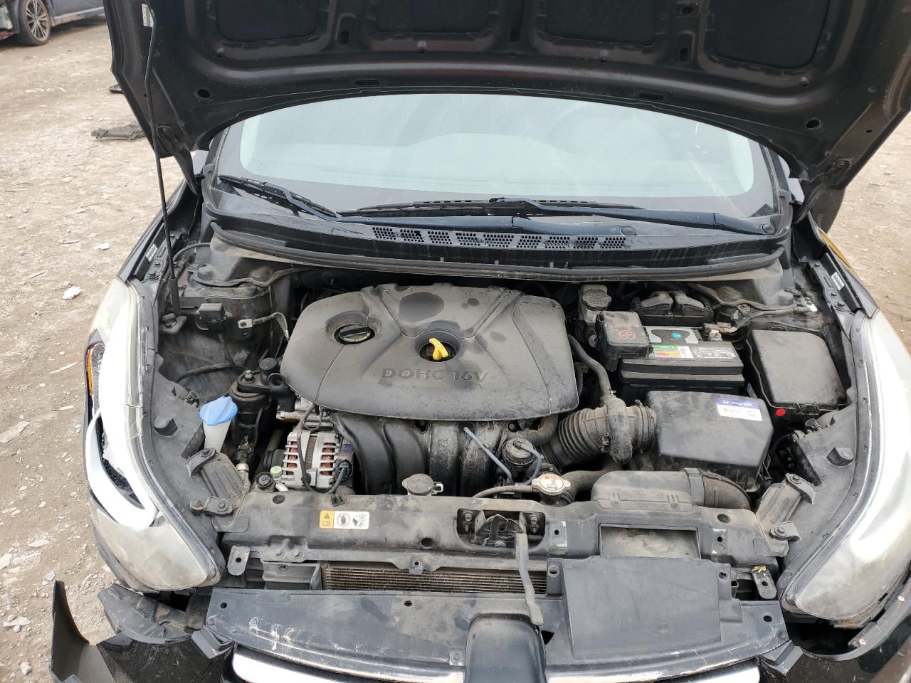 2014 Hyundai Elantra - Image 12