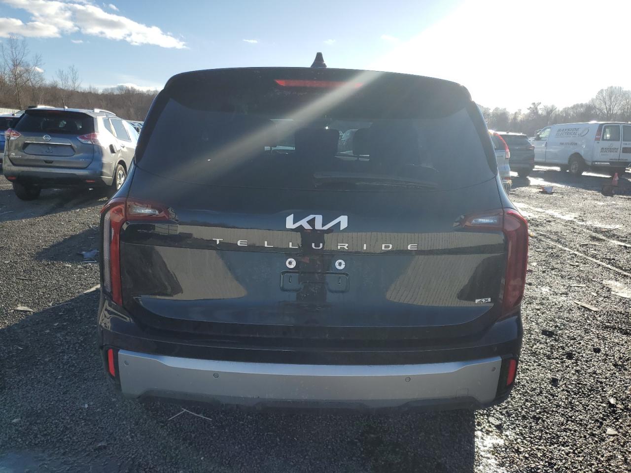 2023 Kia Telluride - Image 6