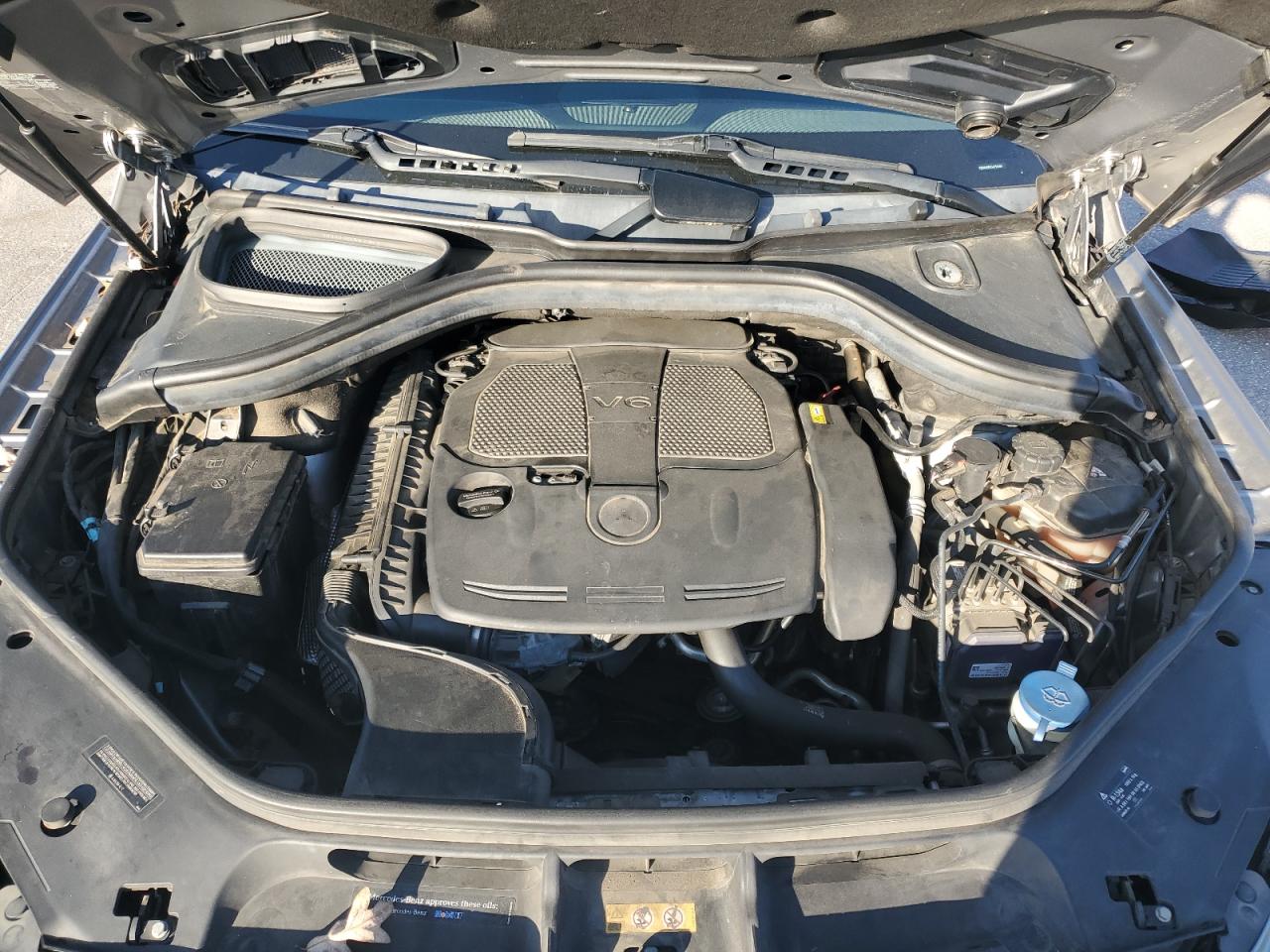 2016 Mercedes-Benz GLE - Image 12