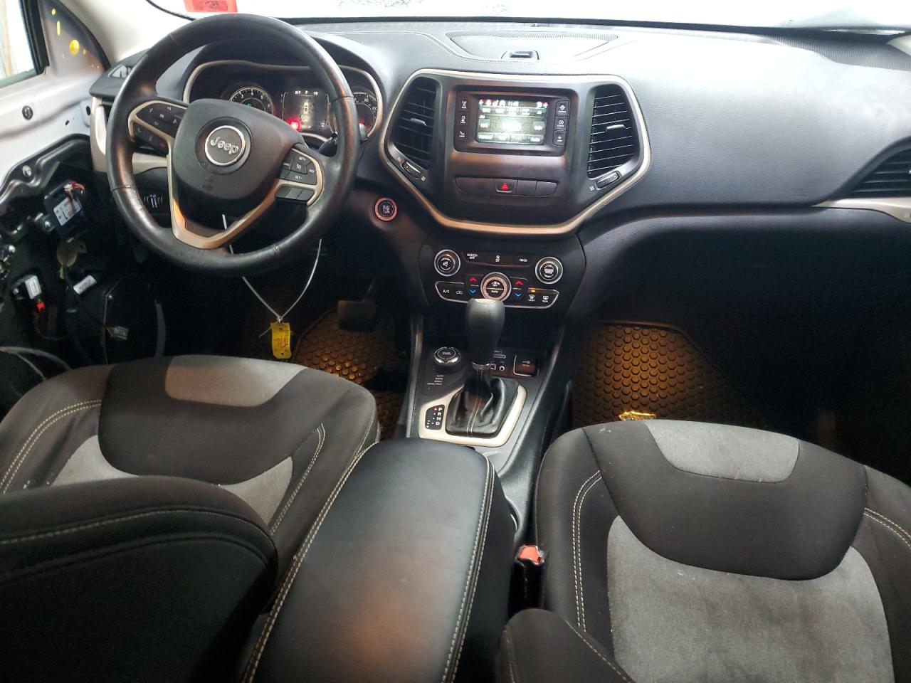 2014 Jeep Grand Cherokee - Image 8