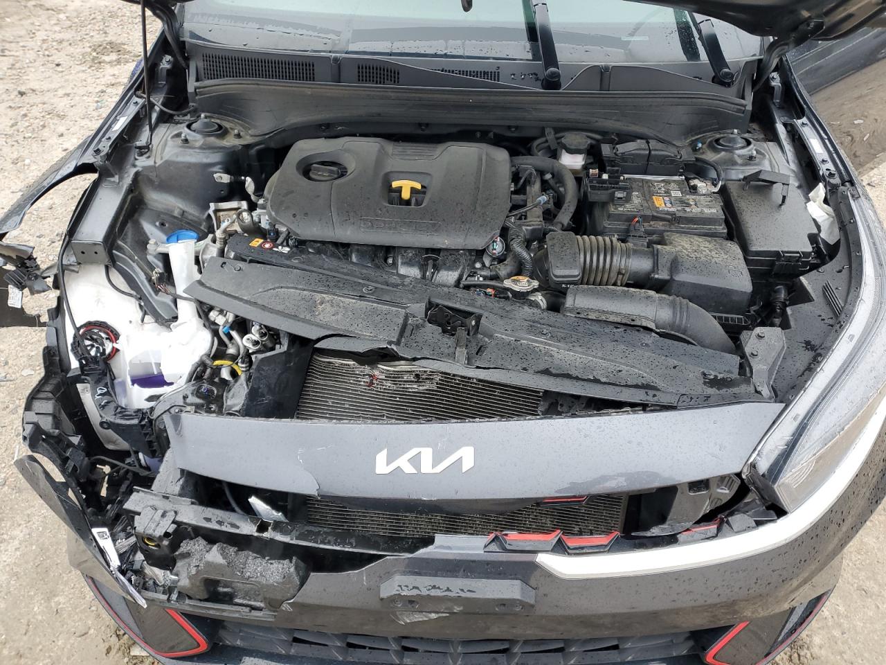 2023 Kia Forte - Image 13
