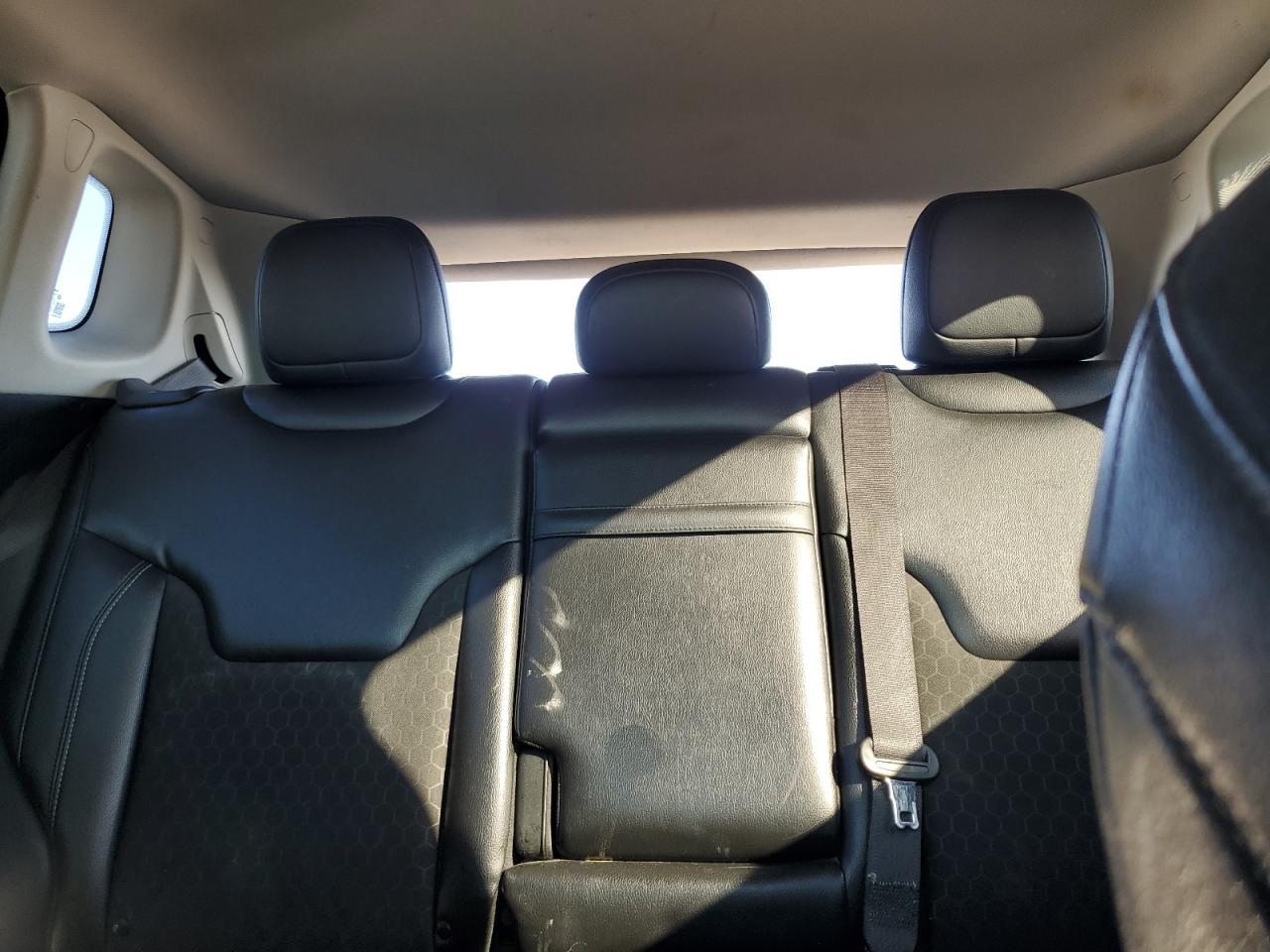 2018 Jeep Compass - Image 10
