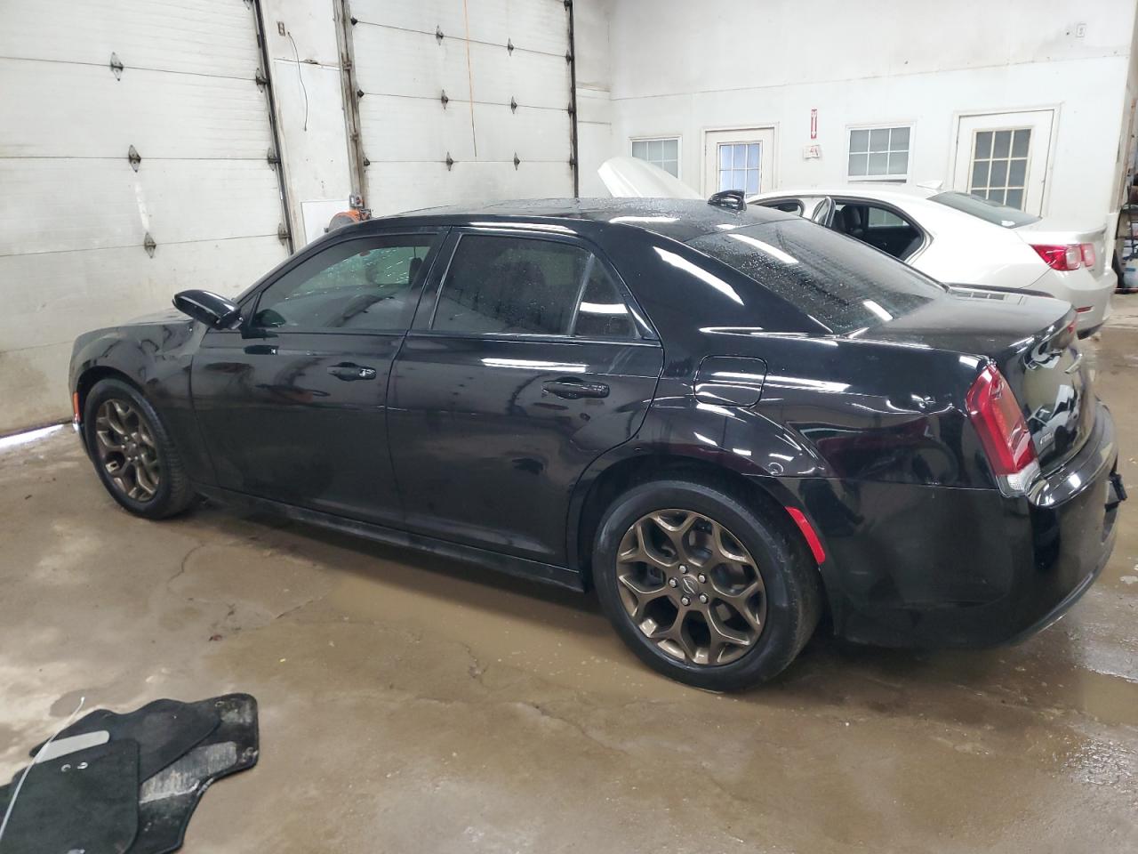 2016 Chrysler 300 - Image 2
