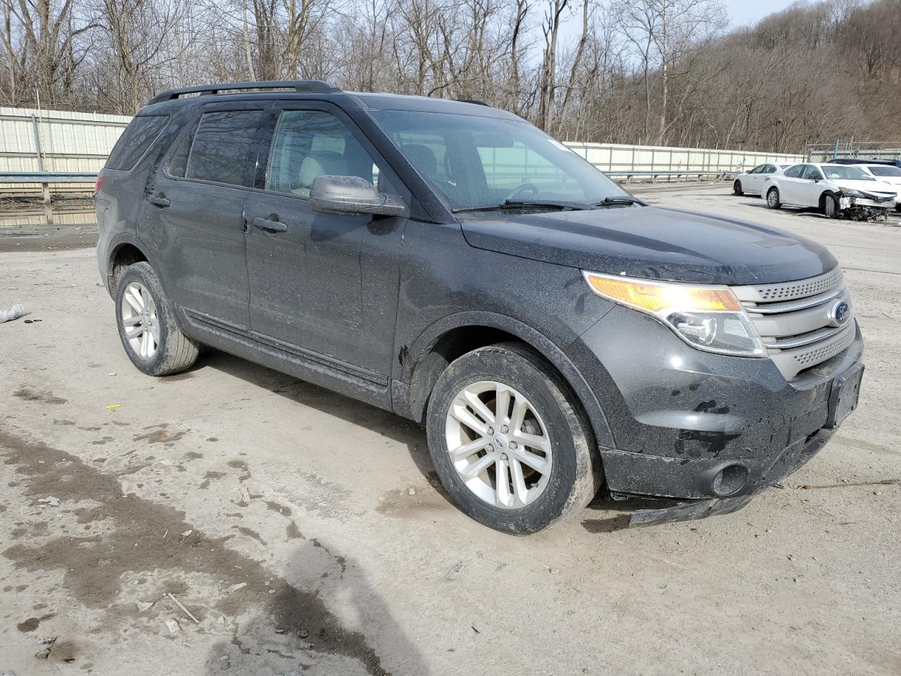 2015 Ford Explorer - Image 4
