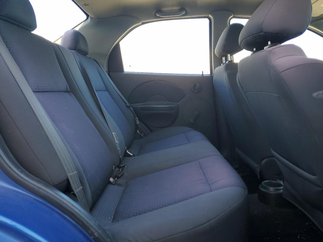 2006 Chevrolet Aveo - Image 10