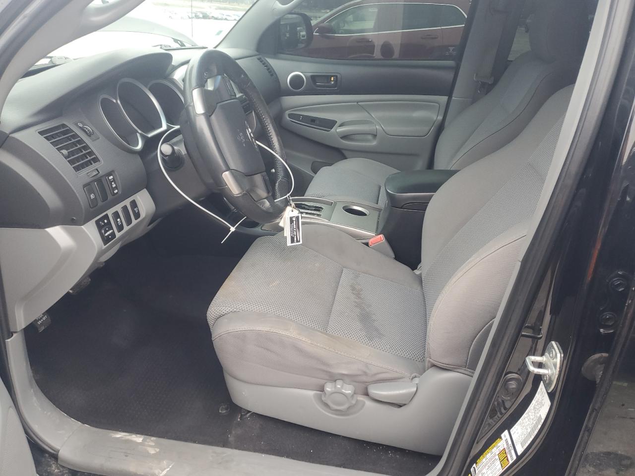2013 Toyota Tacoma - Image 7