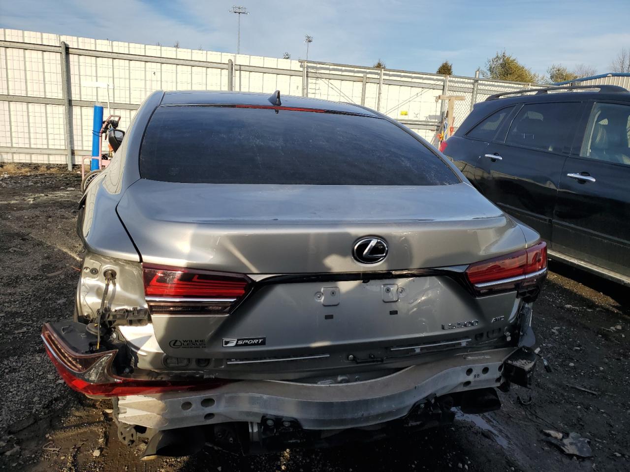 2018 Lexus LS - Image 6
