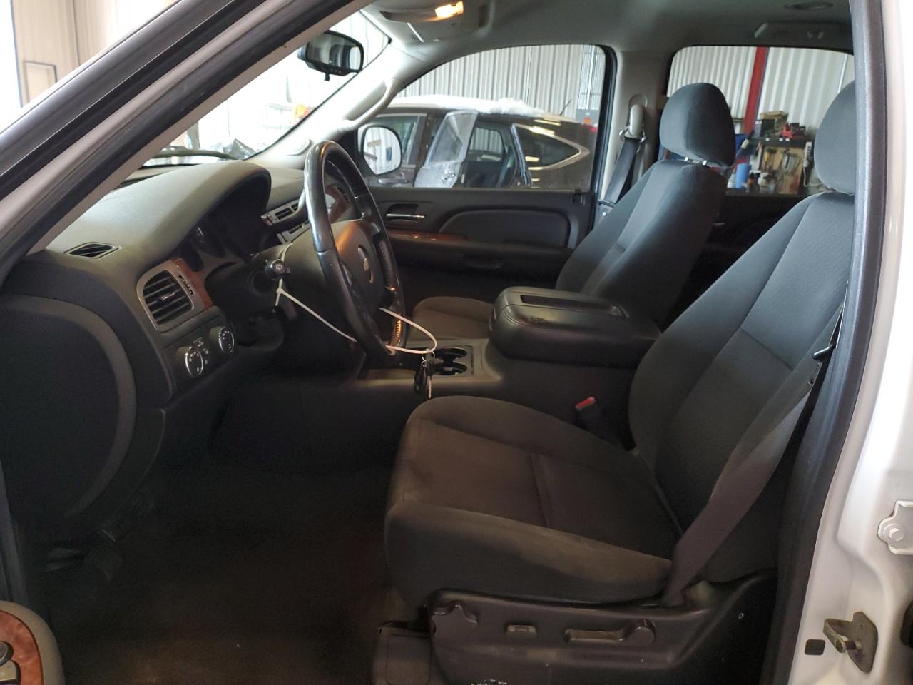 2009 Chevrolet Tahoe - Image 7