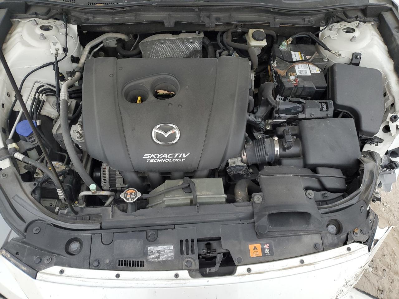 2015 Mazda 3 - Image 12