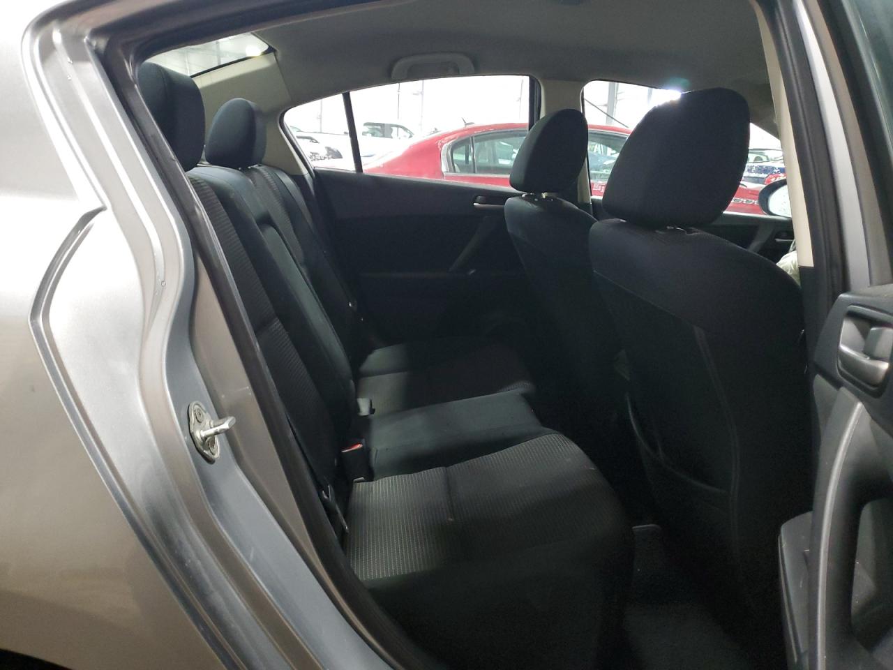 2012 Mazda 3 - Image 10