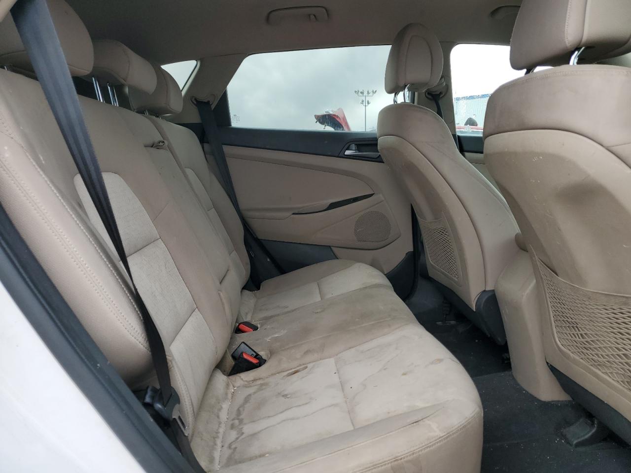 2016 Hyundai Tucson - Image 11