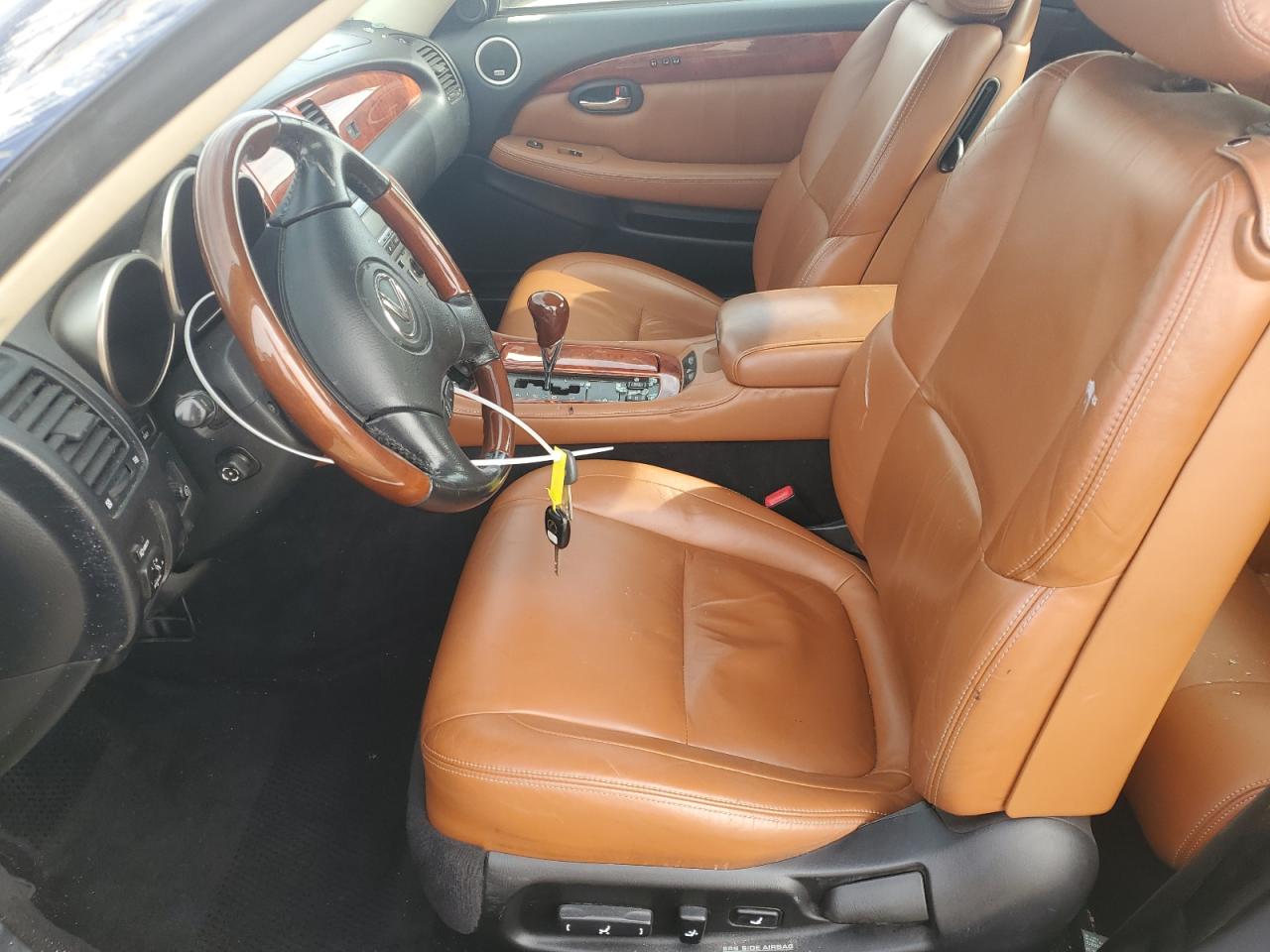 2004 Lexus SC - Image 7