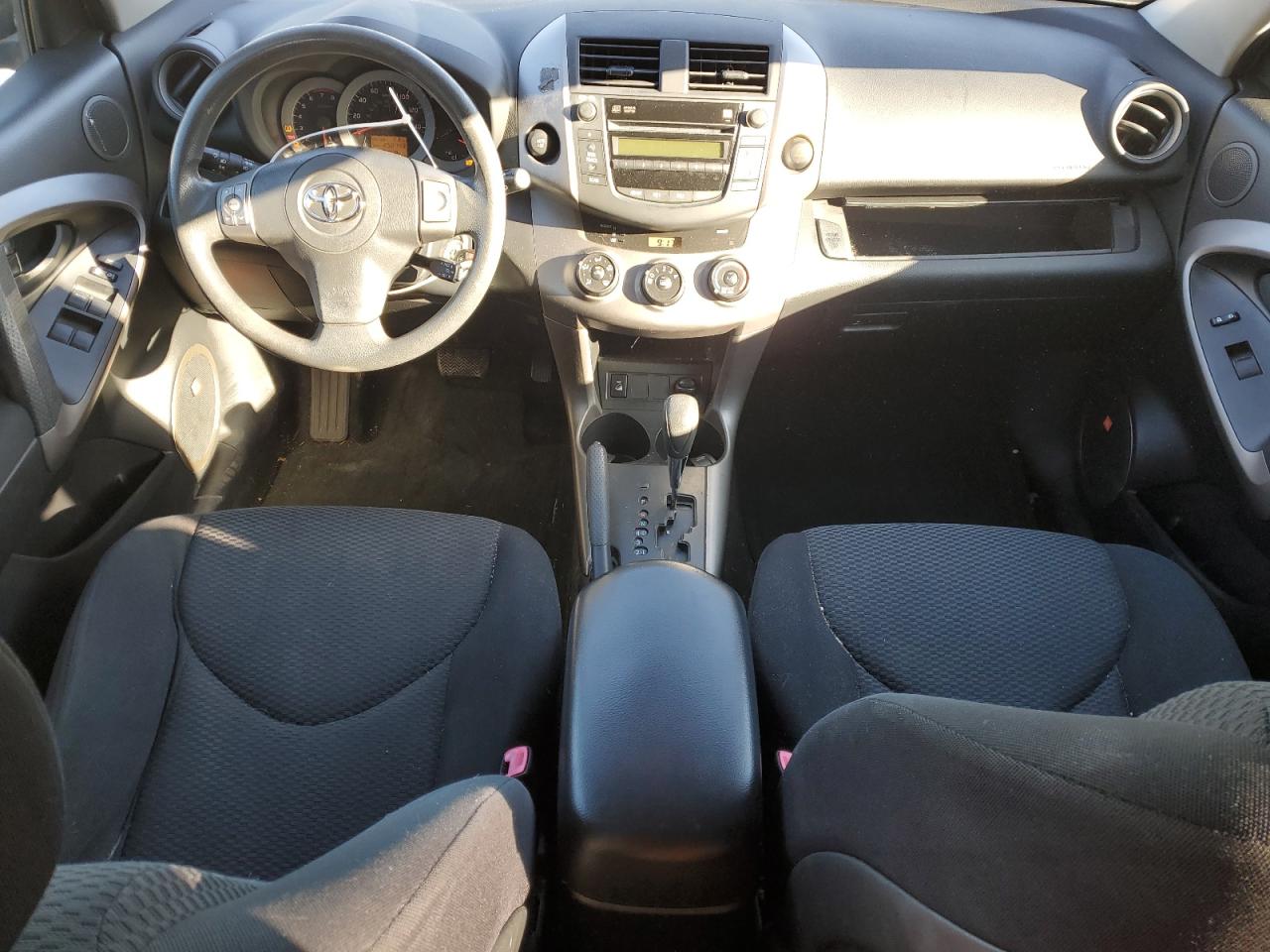 2008 Toyota RAV 4 - Image 8