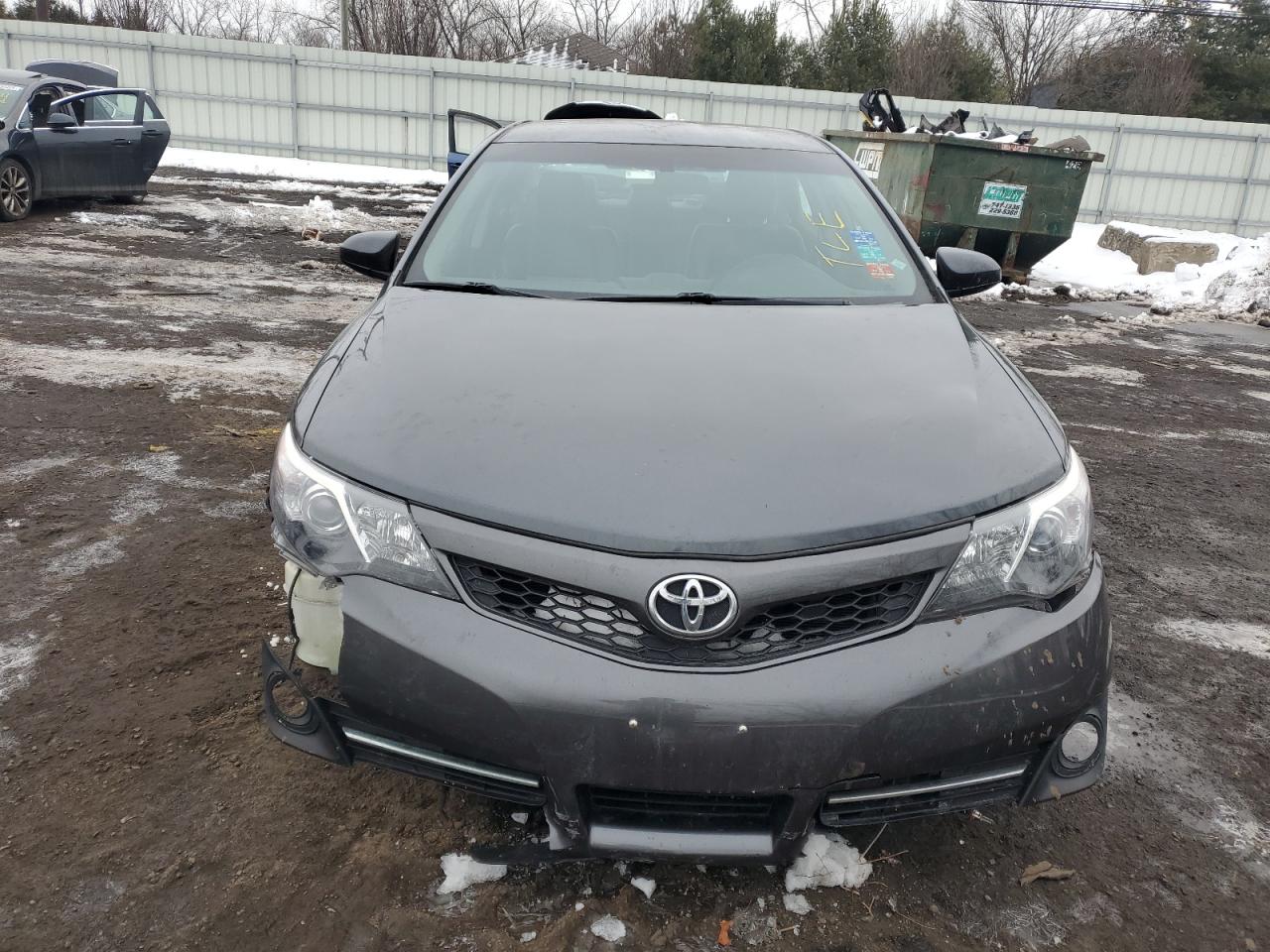 2013 Toyota Camry - Image 5