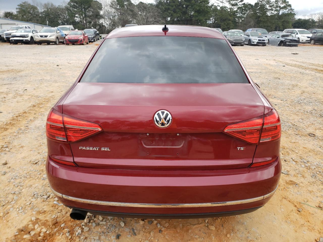 2016 Volkswagen Passat - Image 6