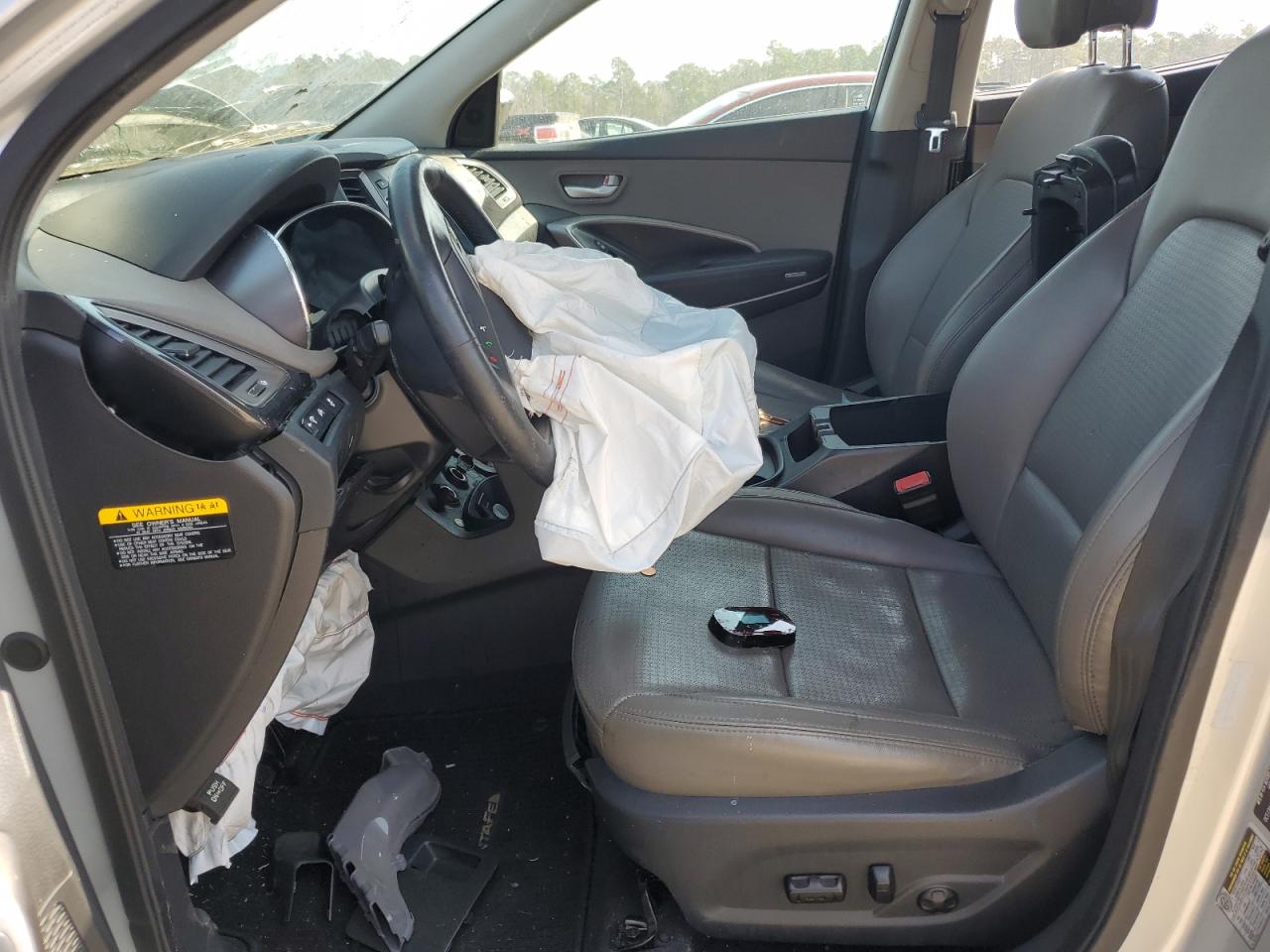 2014 Hyundai Santa Fe - Image 7