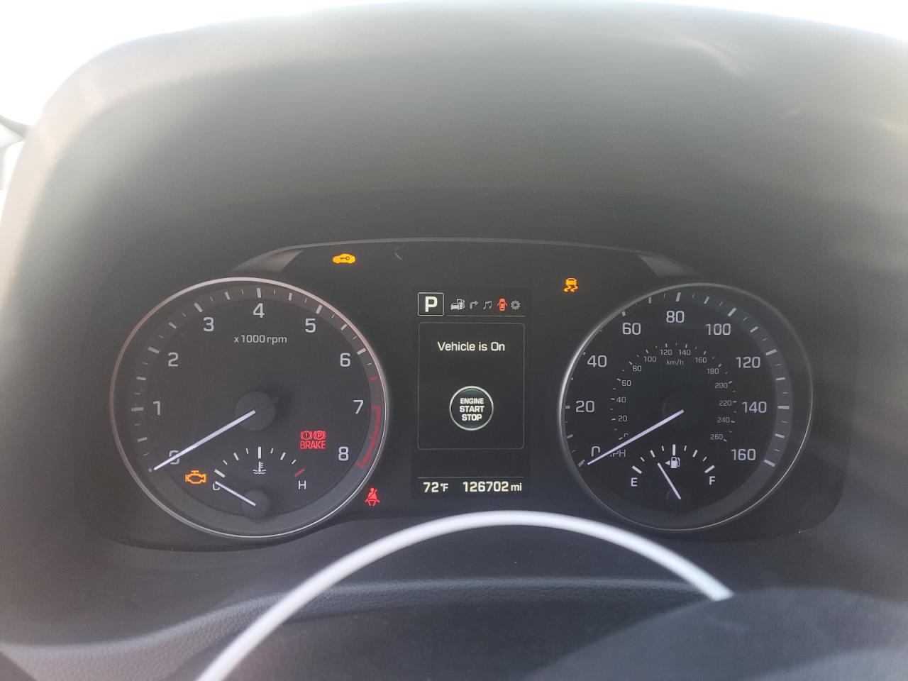 2017 Hyundai Elantra - Image 9