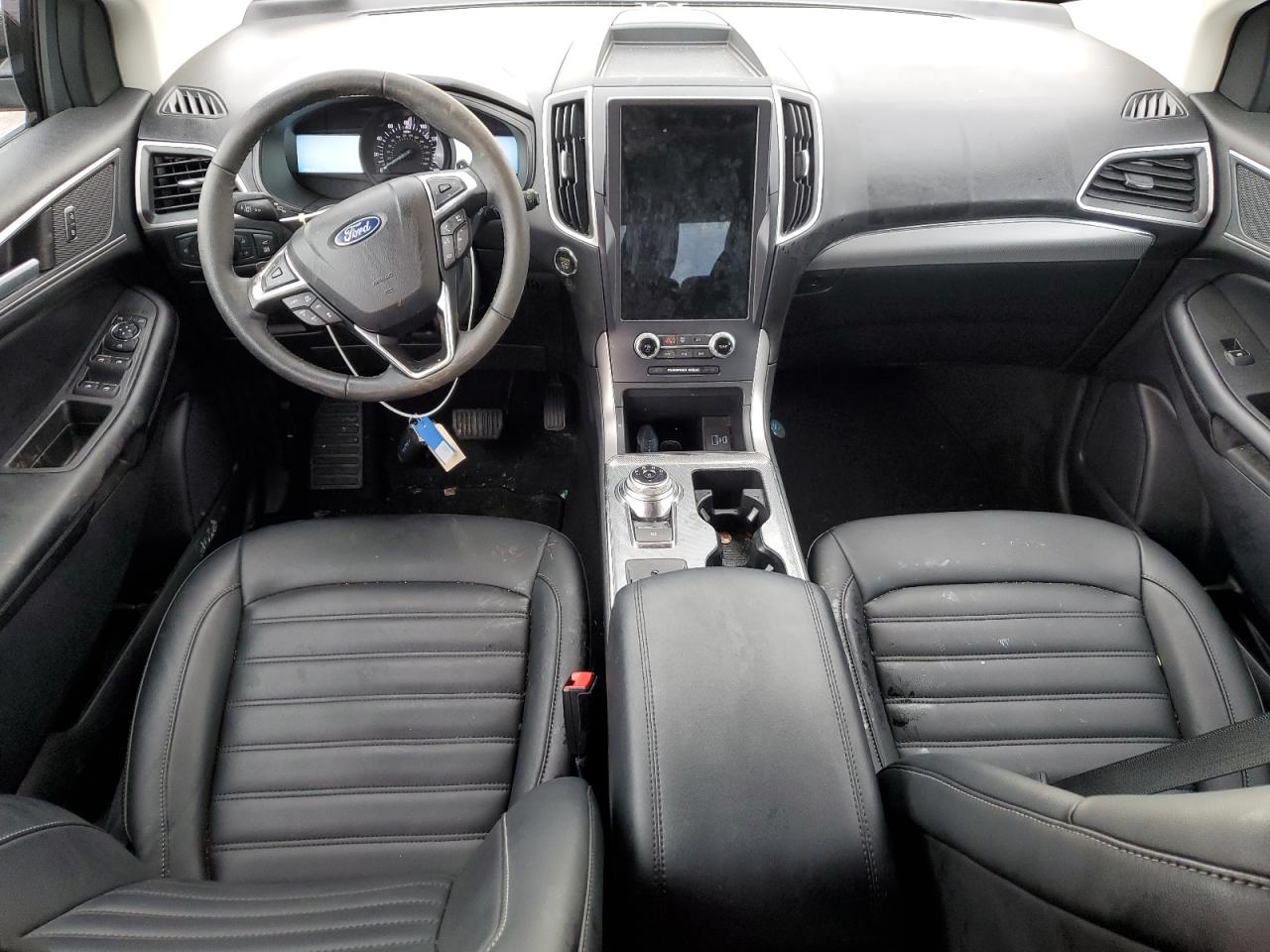 2022 Ford Edge - Image 8