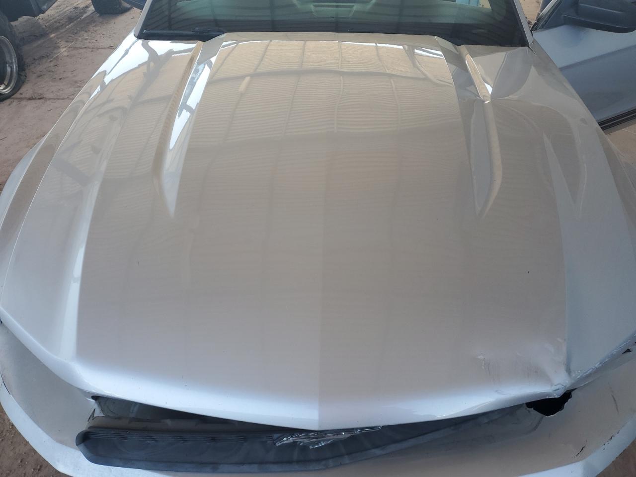 2012 Ford Mustang - Image 11