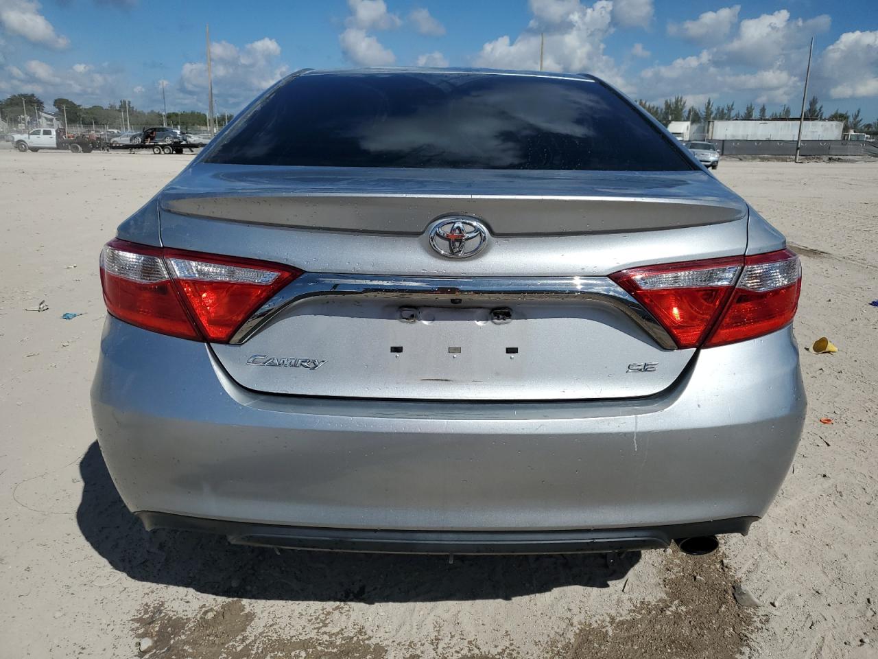 2016 Toyota Camry - Image 6