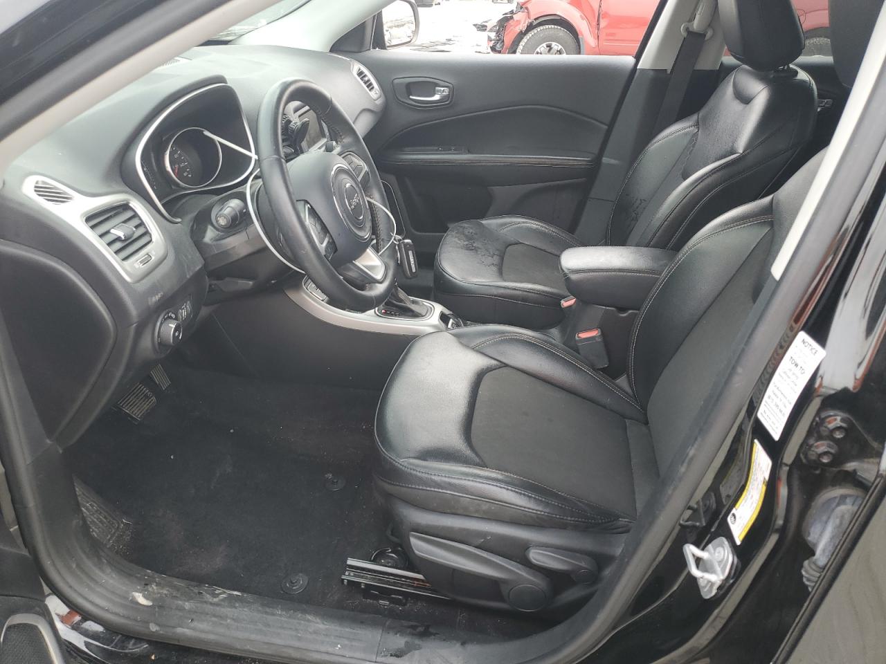 3c4njcbb3jt420682 3C4NJCBB3JT420682 2018 Jeep Compass Latitude