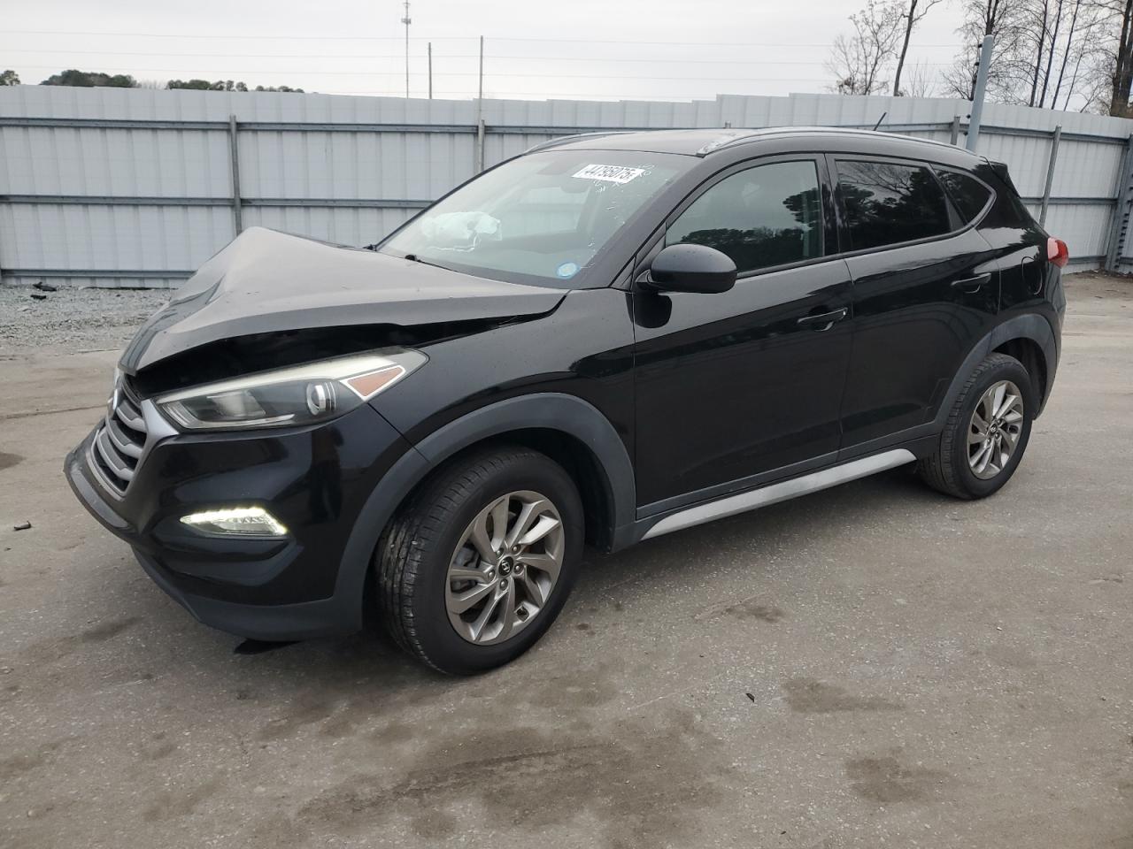 2017 Hyundai Tucson - Image 1