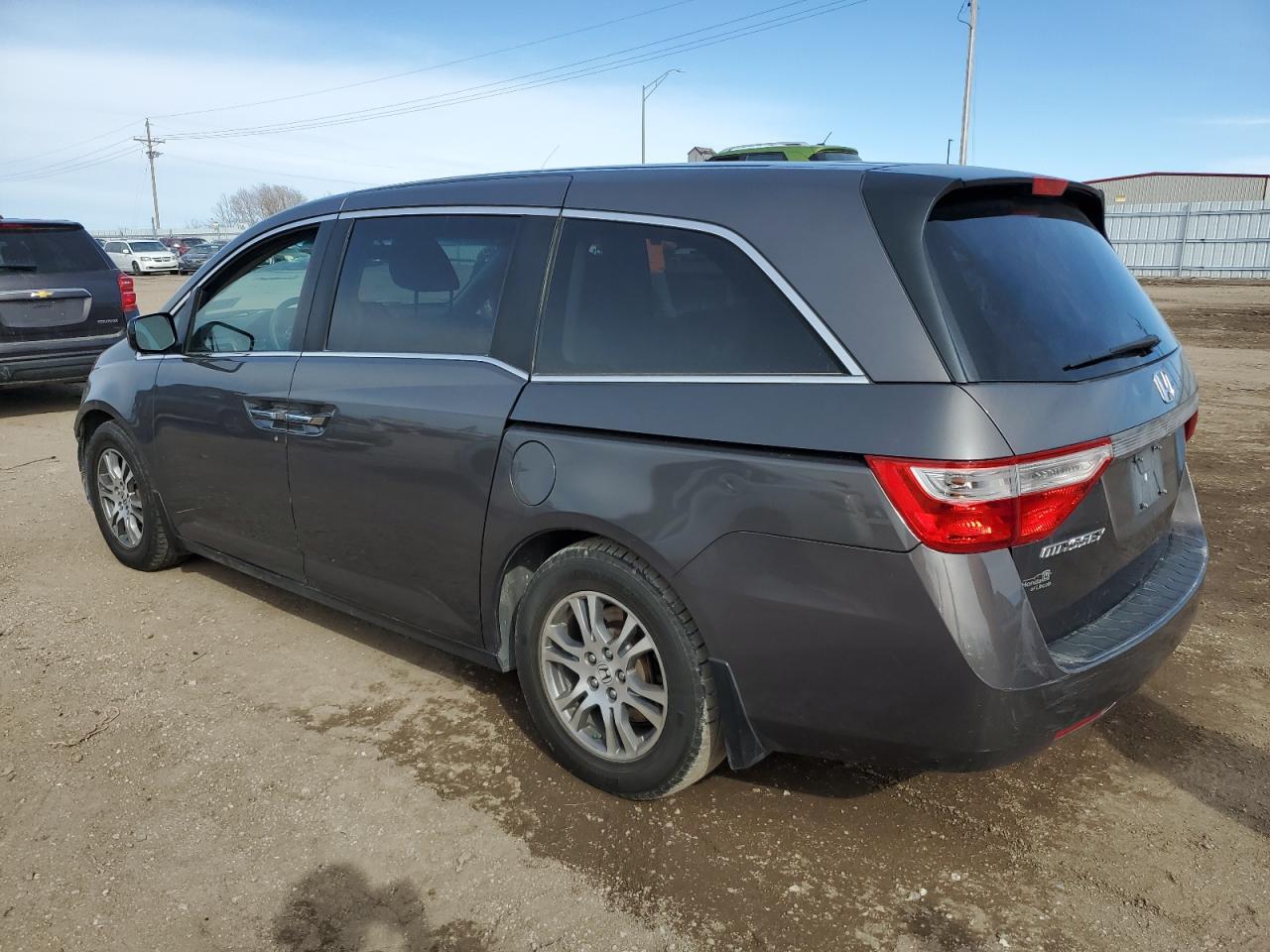 2012 Honda Odyssey - Image 2