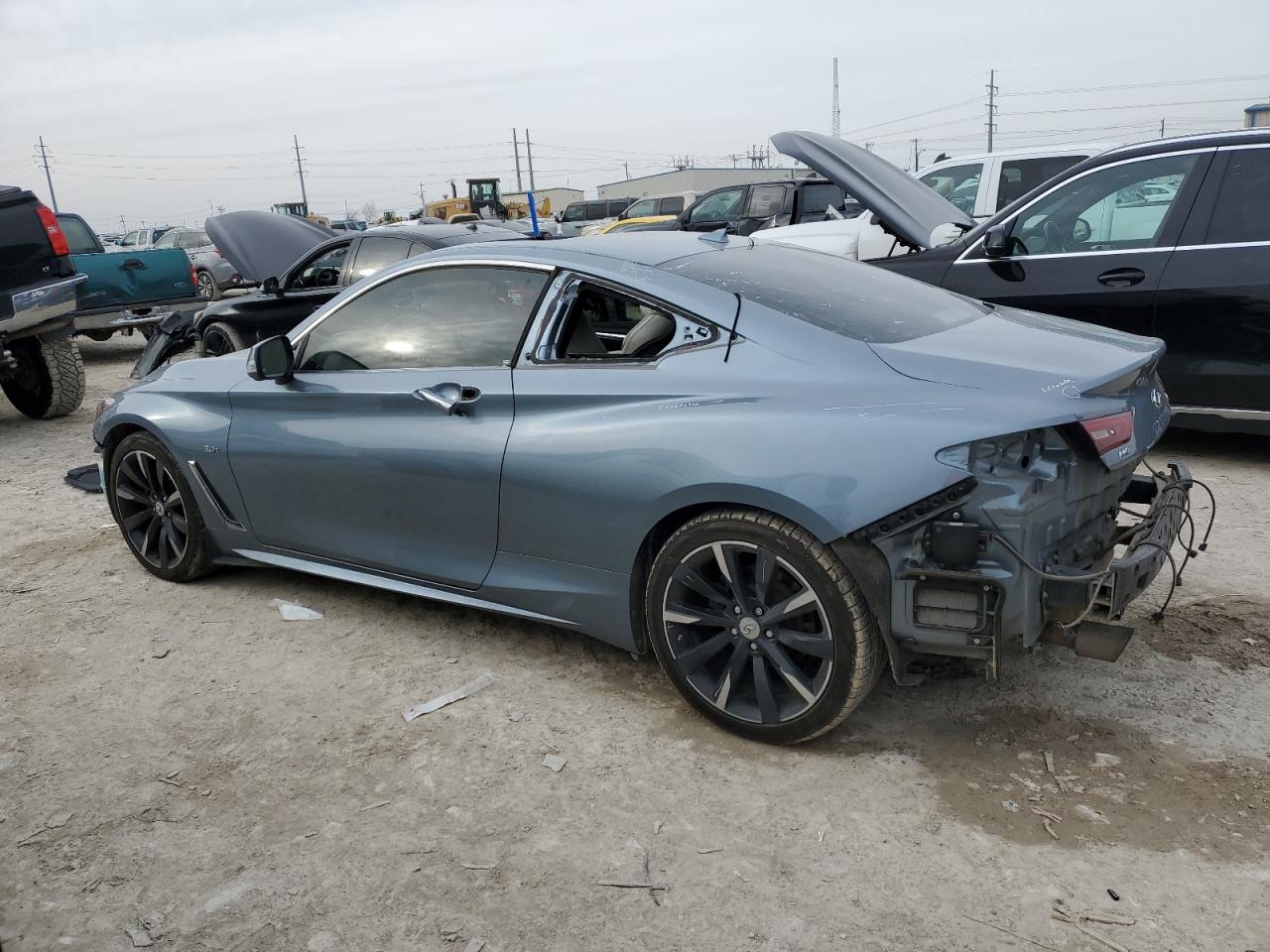 2017 Infiniti Q60 - Image 2