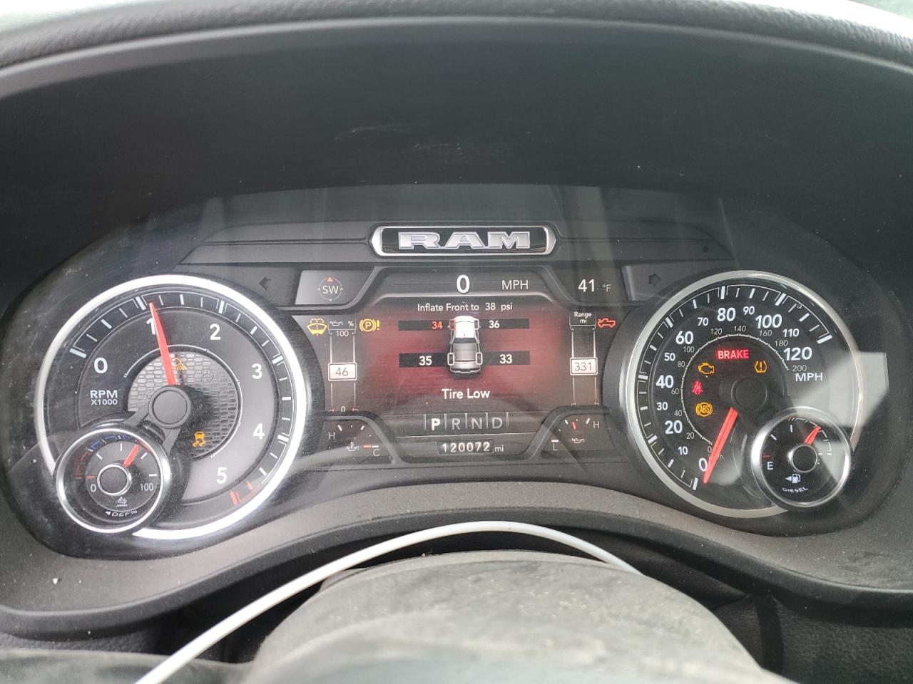 2020 RAM 1500 - Image 9