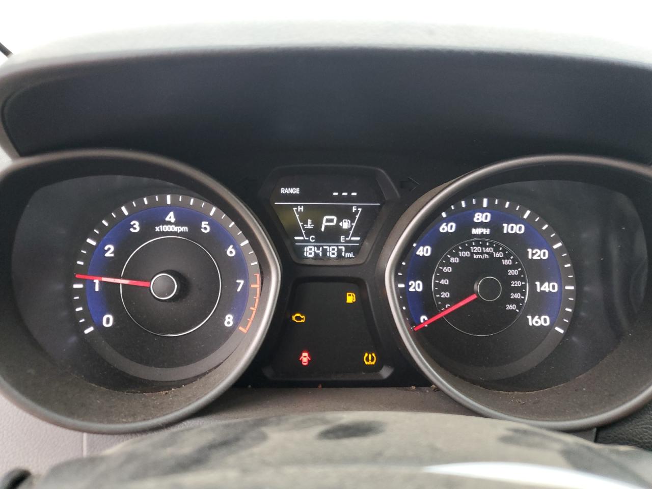 2016 Hyundai Elantra - Image 9