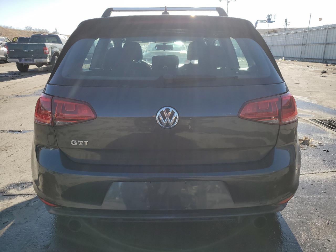 2015 Volkswagen GTI - Image 6