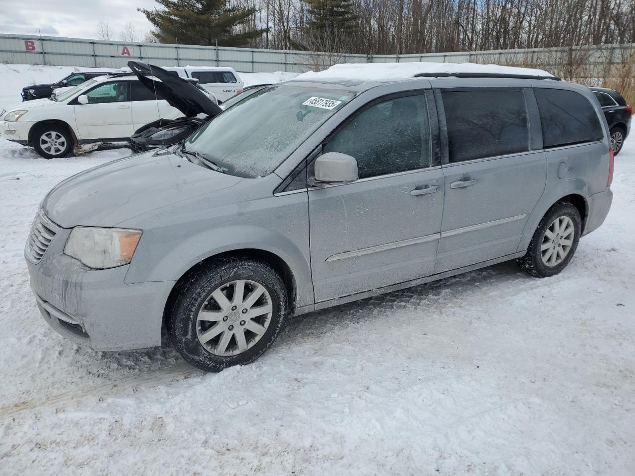 2015 Chrysler Town & Country - Image 1