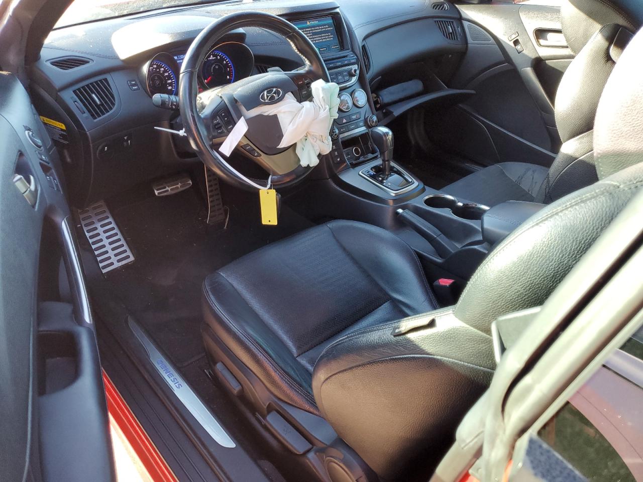 2013 Hyundai Genesis - Image 8