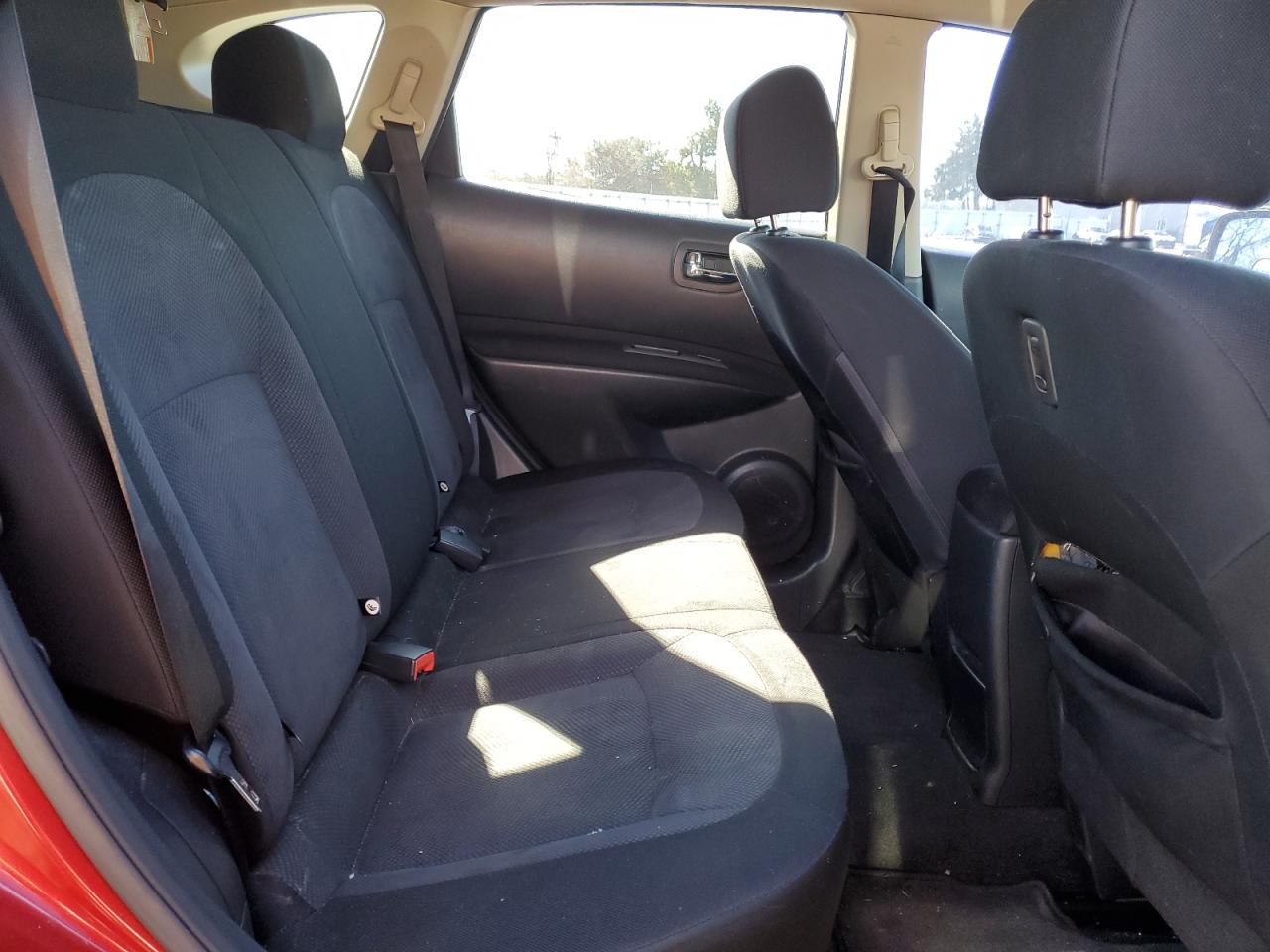 2012 Nissan Rogue - Image 11