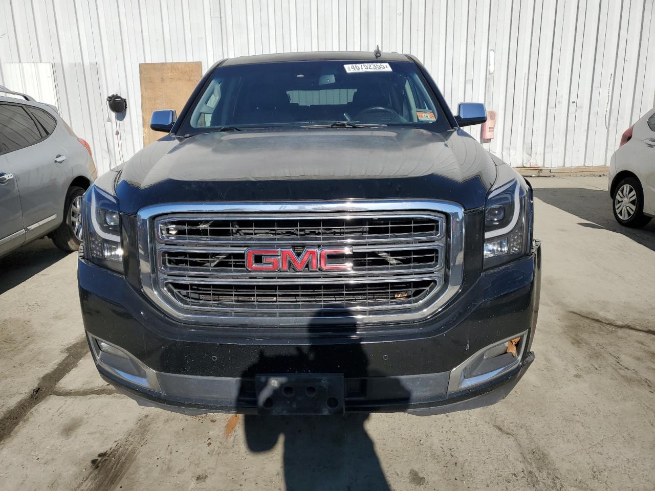 2015 GMC Yukon - Image 5