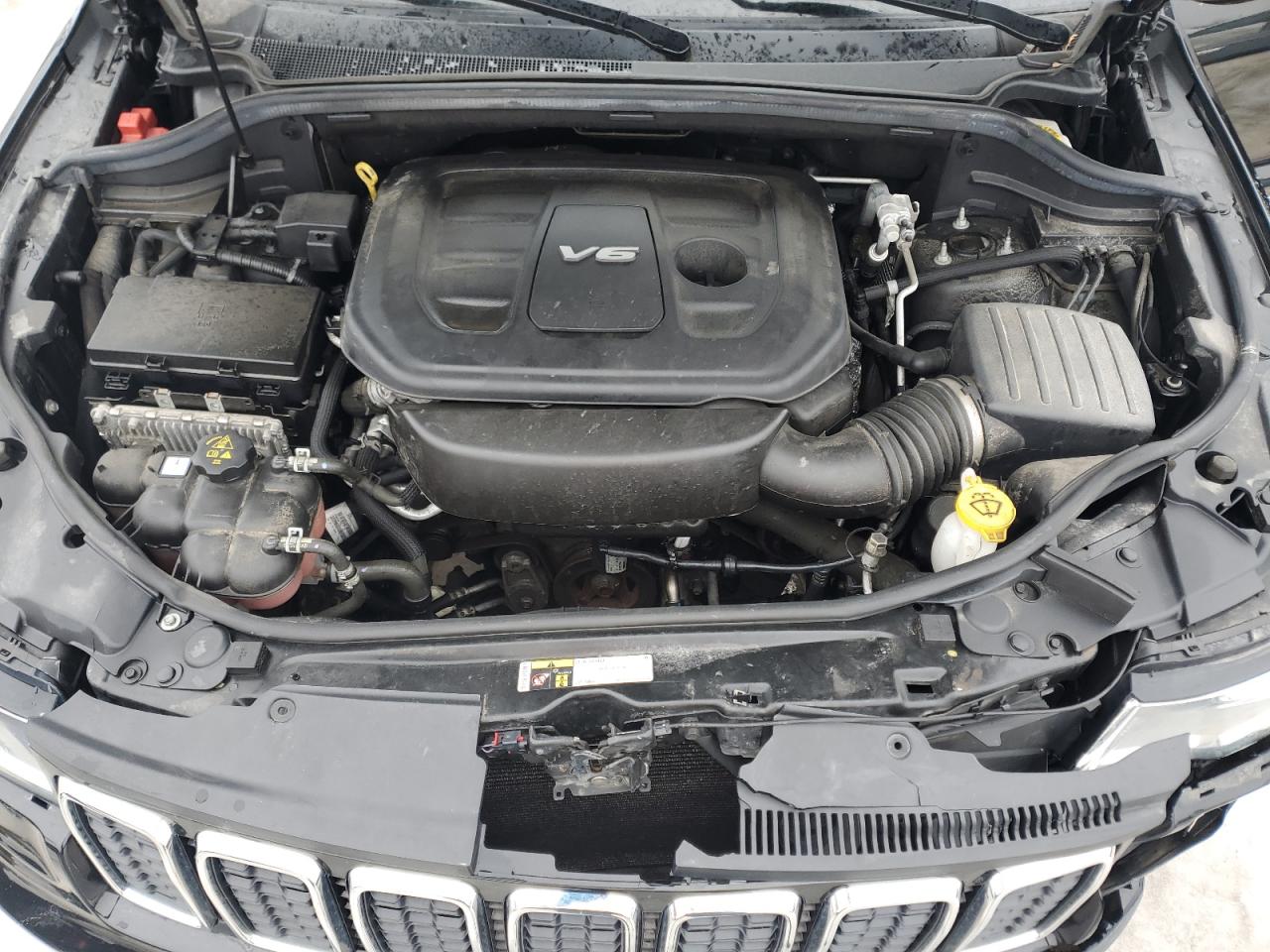 2017 Jeep Grand Cherokee - Image 12