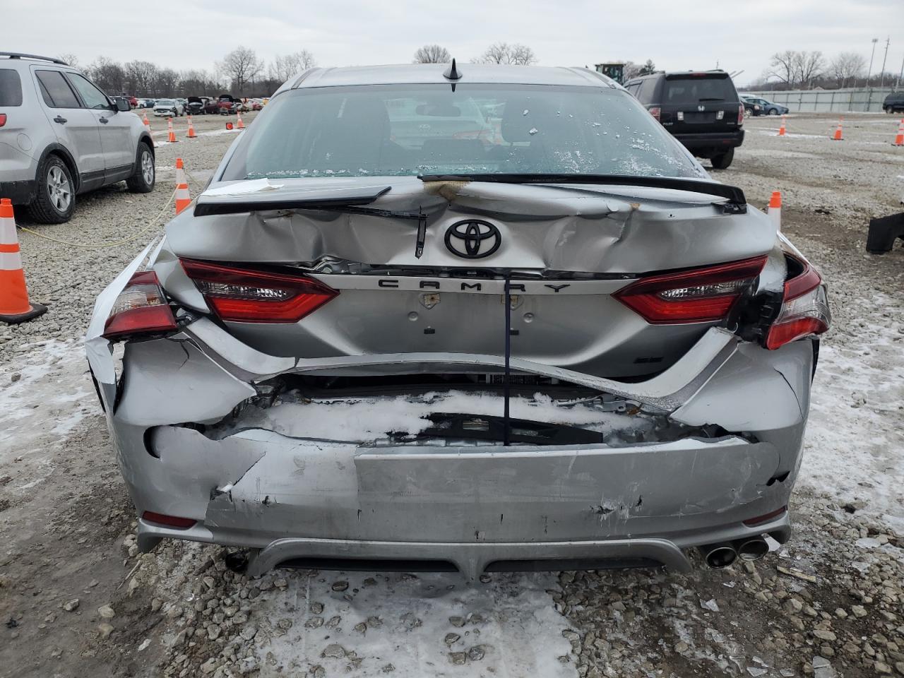 2021 Toyota Camry - Image 6