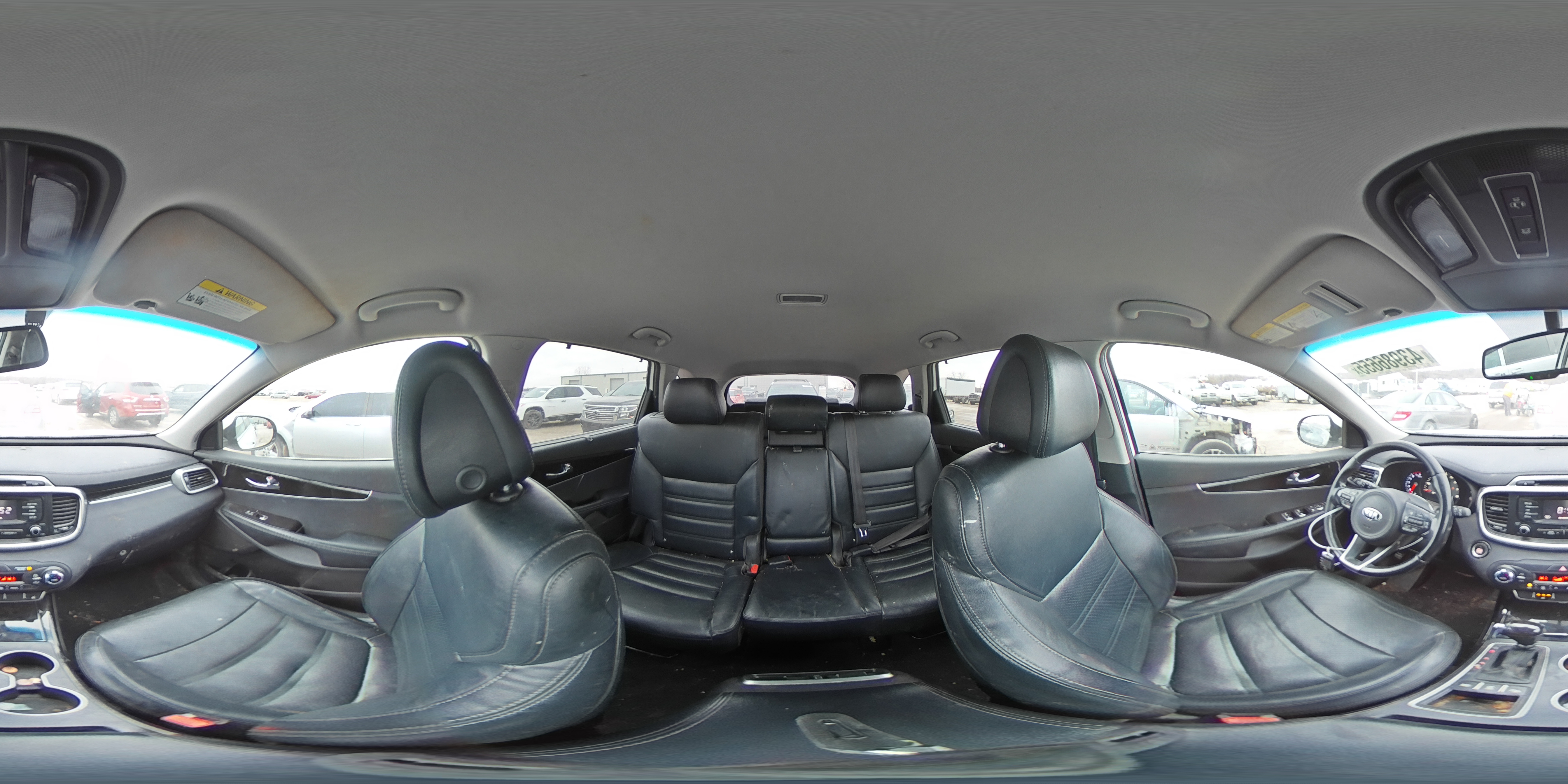 2016 Kia Sorento - Image 13