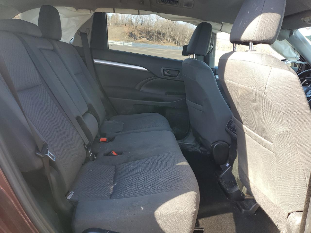 2019 Toyota Highlander - Image 11