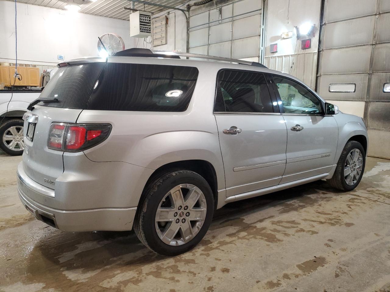 2015 GMC Acadia - Image 3