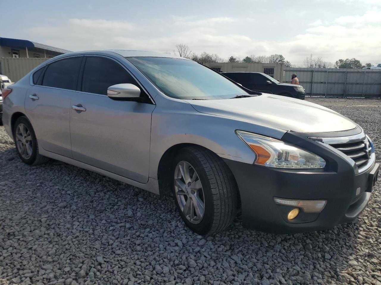 2013 Nissan Altima - Image 4