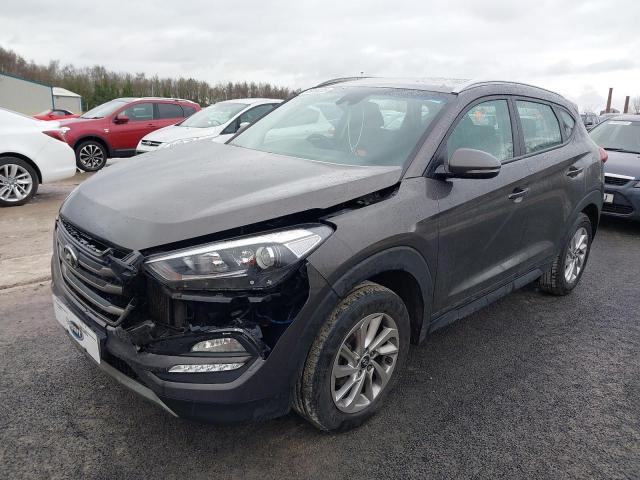 2017 HYUNDAI TUCSON SE